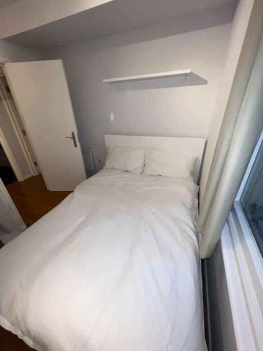 Lovely 1 Bedroom Apartment In West Kensington Londyn Zewnętrze zdjęcie