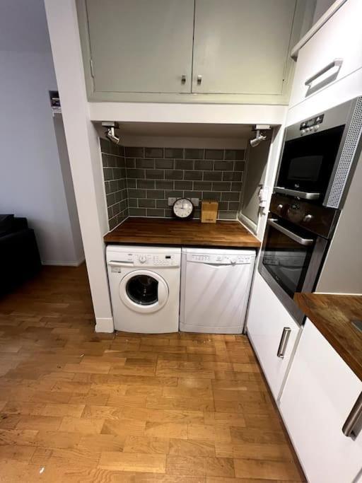 Lovely 1 Bedroom Apartment In West Kensington Londyn Zewnętrze zdjęcie